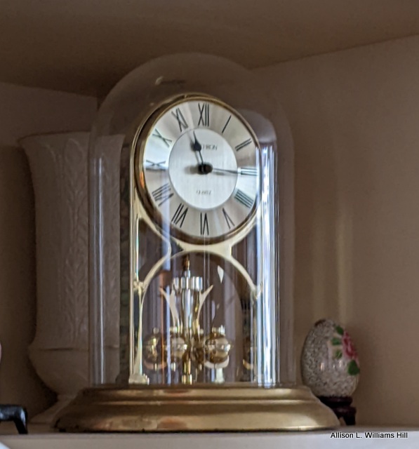 Uncle-Peewees-clock-2